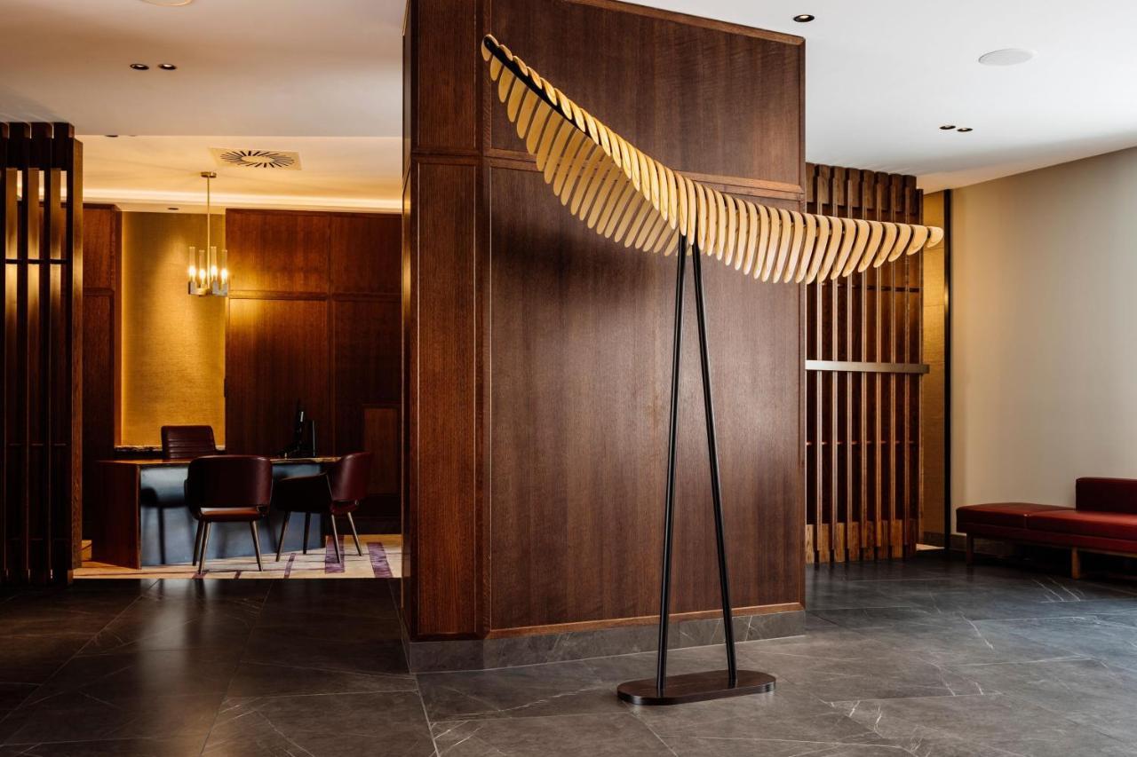 The Tasman, A Luxury Collection Hotel, Hobart Eksteriør billede The sculpture in 2016