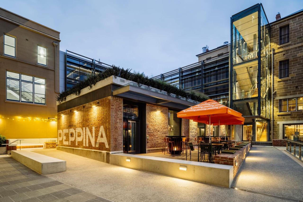 The Tasman, A Luxury Collection Hotel, Hobart Eksteriør billede The courtyard of the campus
