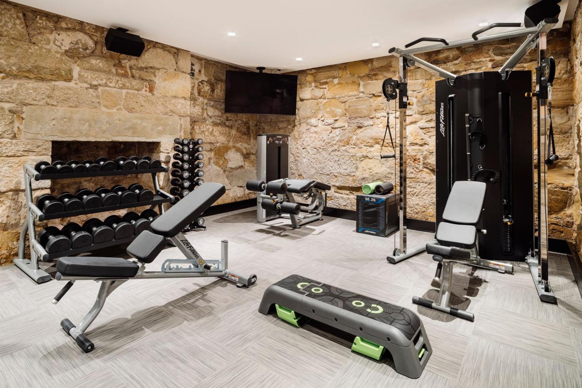 The Tasman, A Luxury Collection Hotel, Hobart Eksteriør billede A home gym