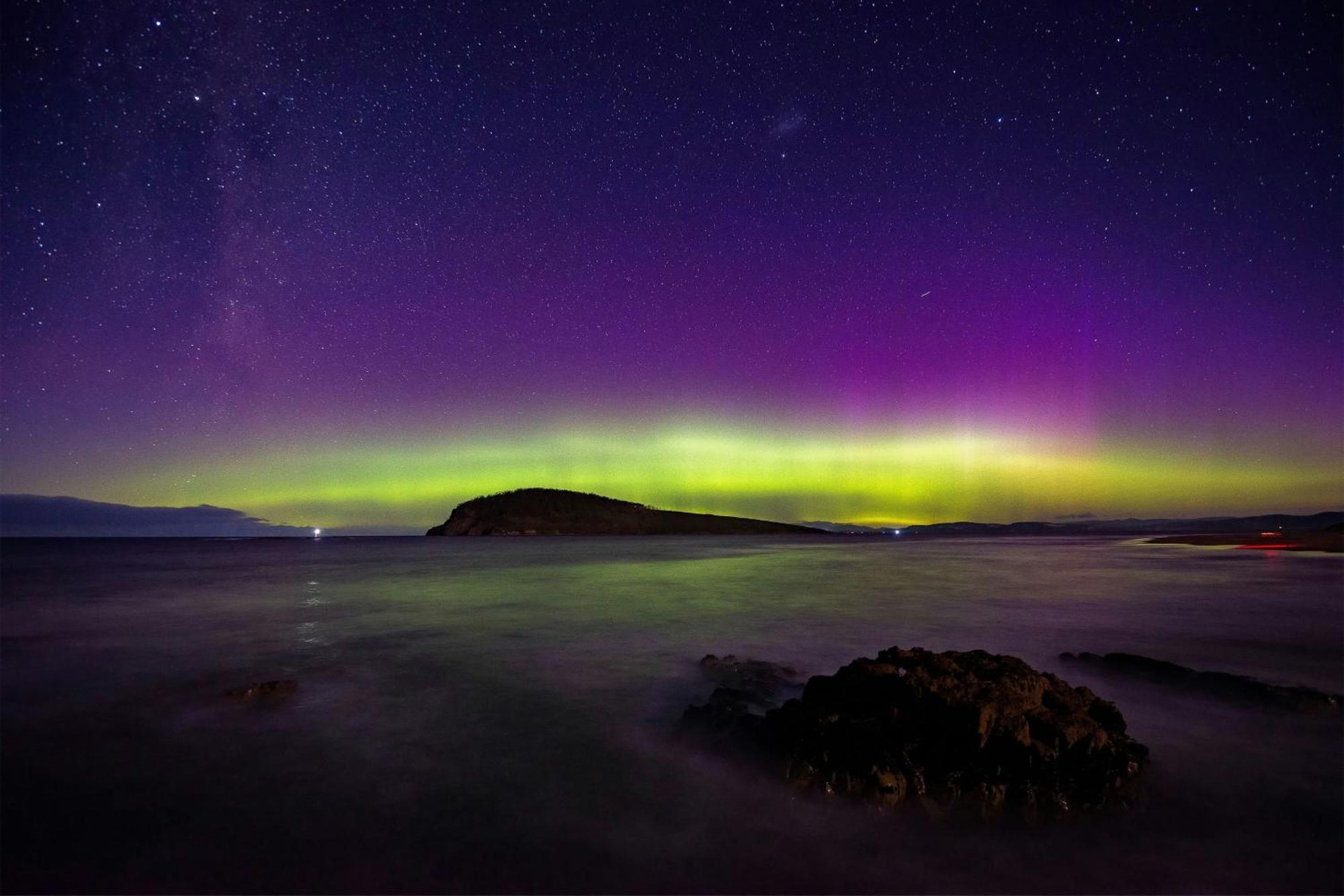 The Tasman, A Luxury Collection Hotel, Hobart Eksteriør billede Aurora Borealis over the Isle of Skye